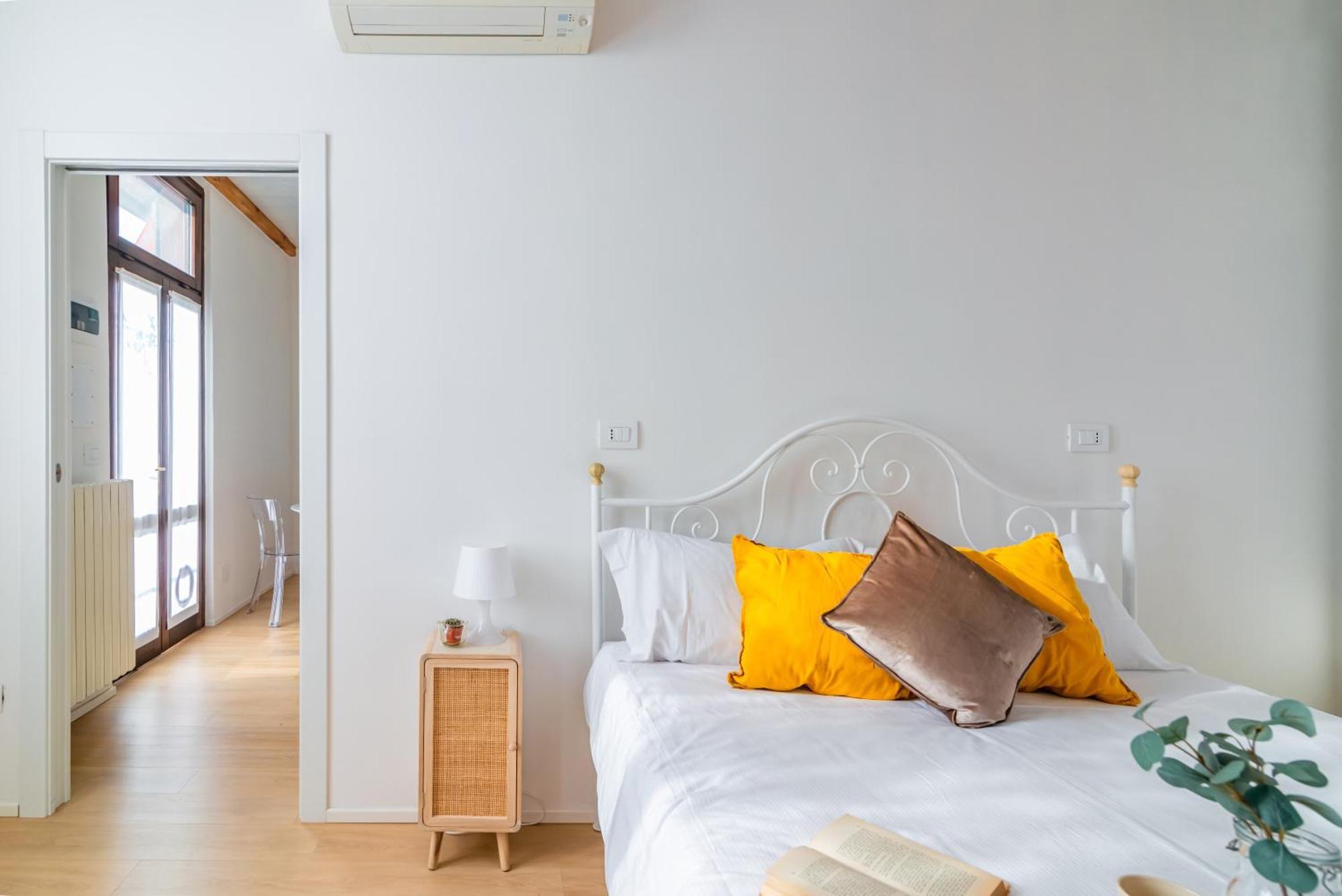 La Corte 48 - Pavia City - By Host4U Exterior foto